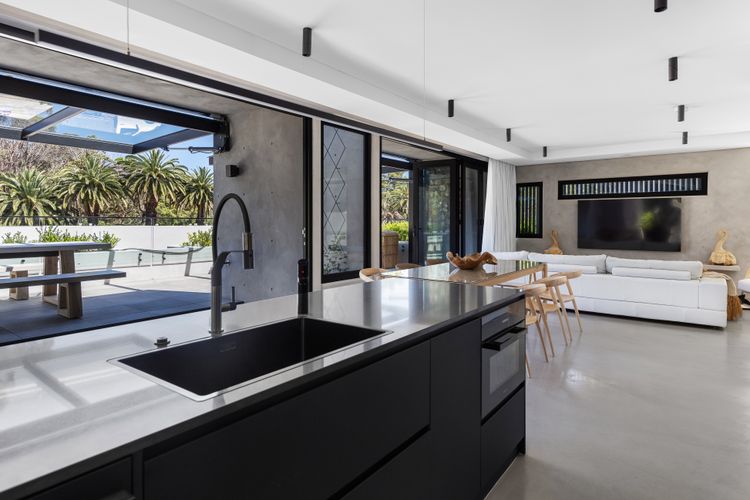 Mosman Duo, Mosman Apartment 1 IBO