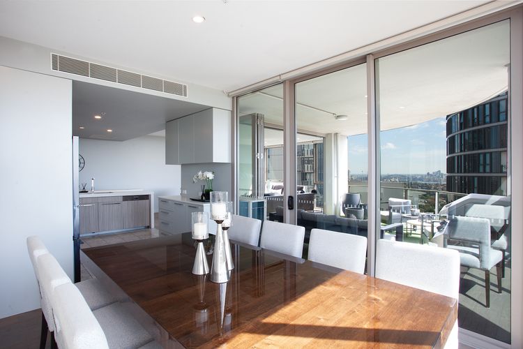 Sky High Panorama, Bondi Junction IH