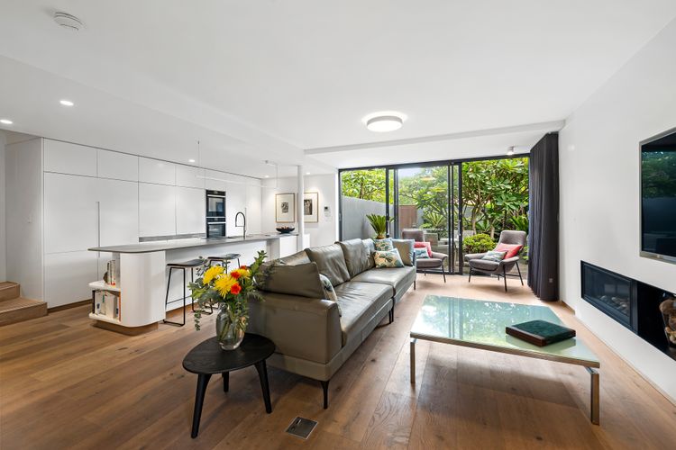 Bay Dream, Double Bay IH