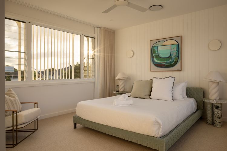 Sol Lento, Burleigh Heads IQLD