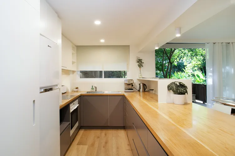 Tewkesbury Courtyard, Darlinghurst I90