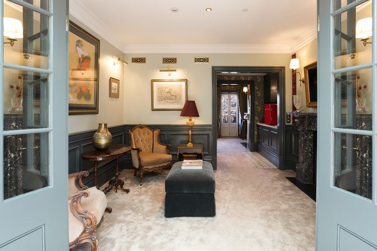 Darling Manor IBO