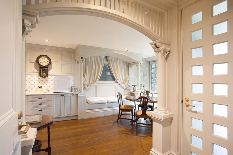 Darling Manor IBO