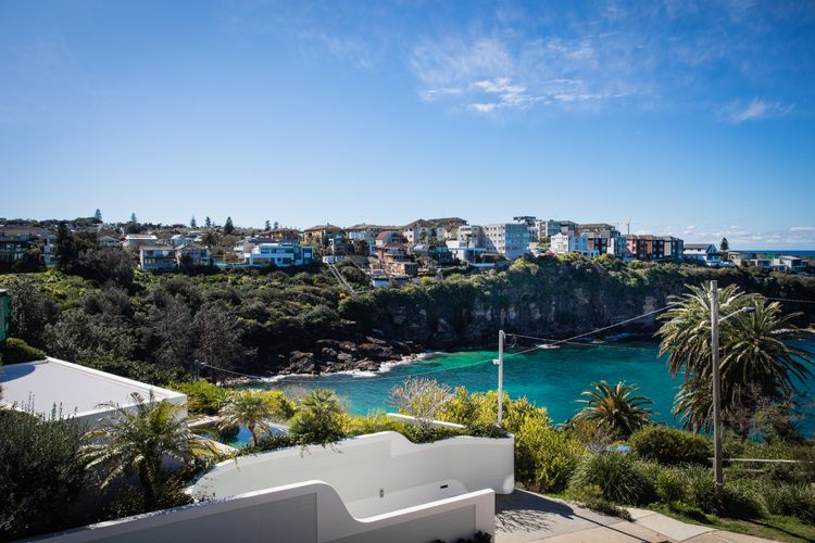 Azure Bay, Coogee IH