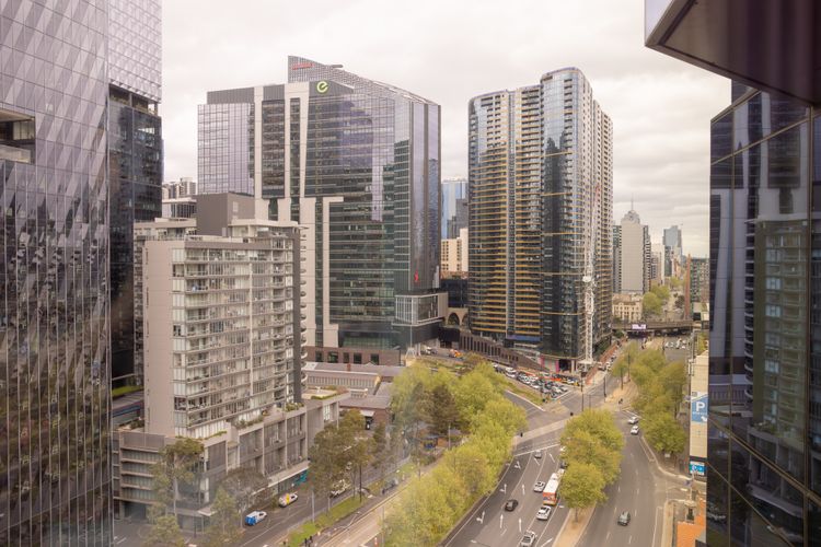 Una Mas Apartment, Docklands IMEL