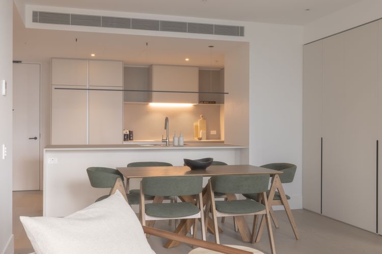Una Mas Apartment, Docklands IMEL