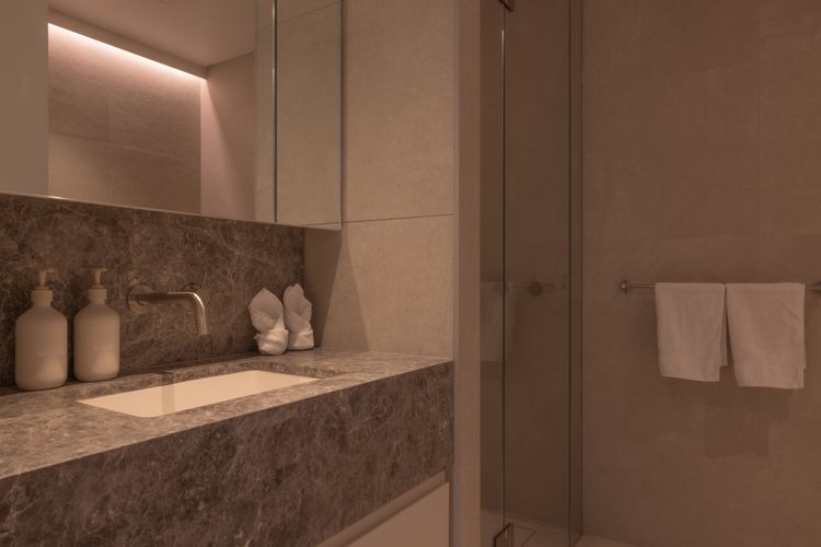 Una Mas Apartment, Docklands IMEL