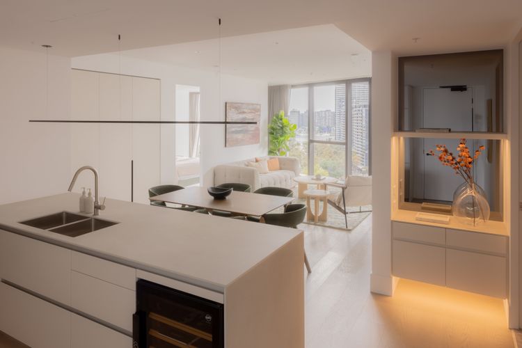Una Mas Apartment, Melbourne IMEL