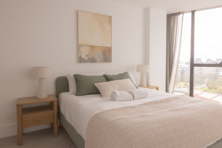 Una Mas Apartment, Docklands IMEL