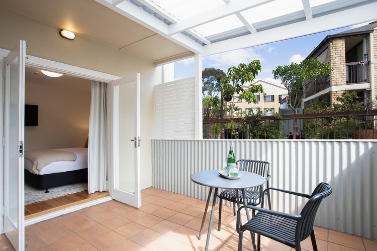 The Crown, One Surry Hills ISYD