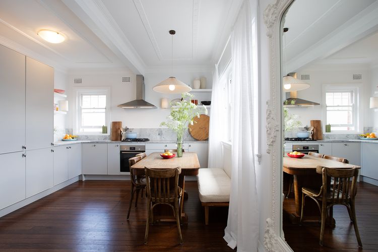 Deco Bay, Double Bay