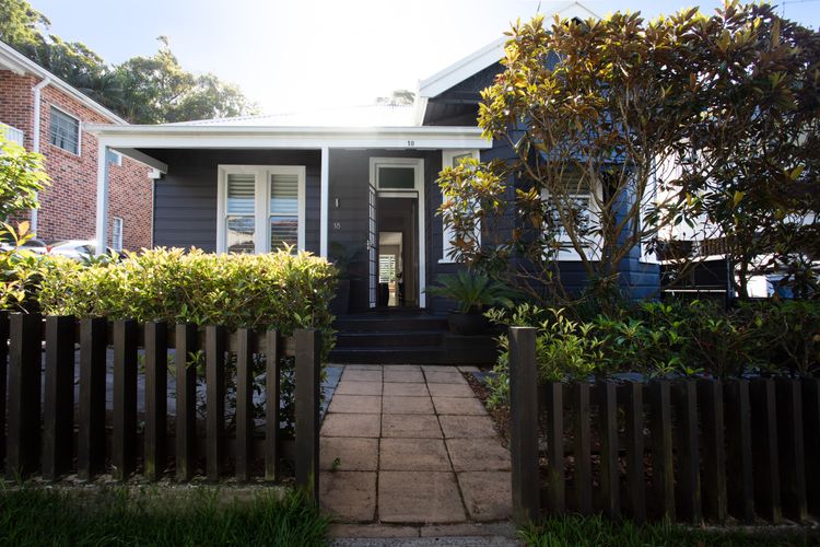 Malua Villa, Bronte IH