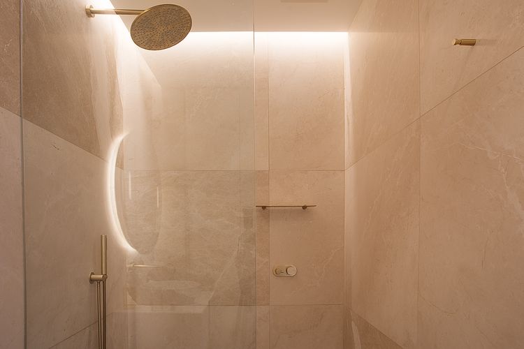 Petite Maison on King CBD, I90