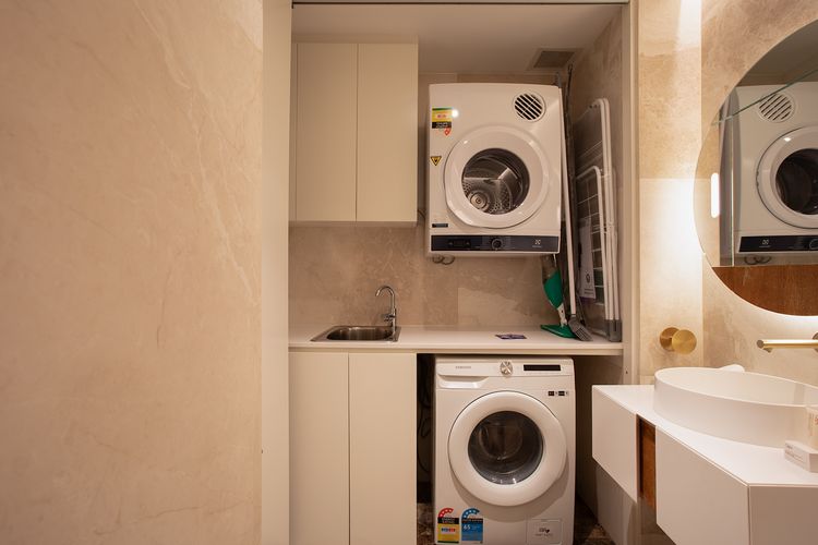 Petite Maison on King CBD, I90