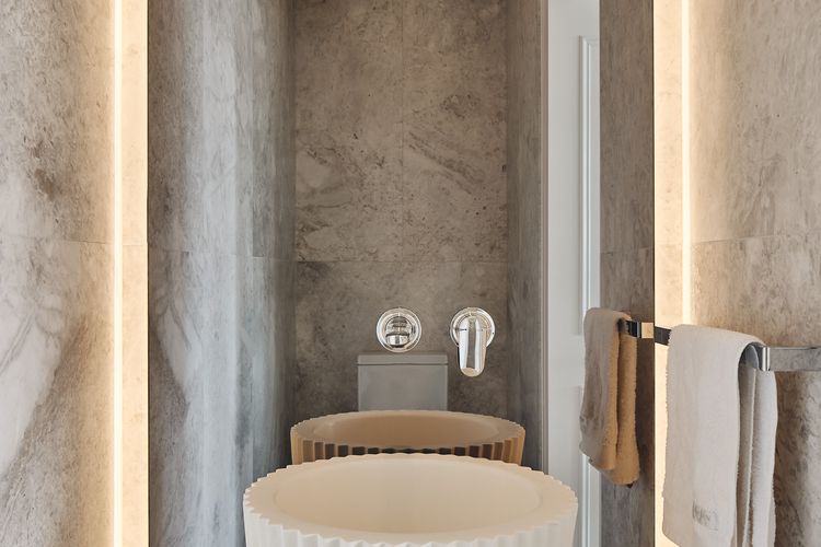 Stamford Sky, Millers Point I90