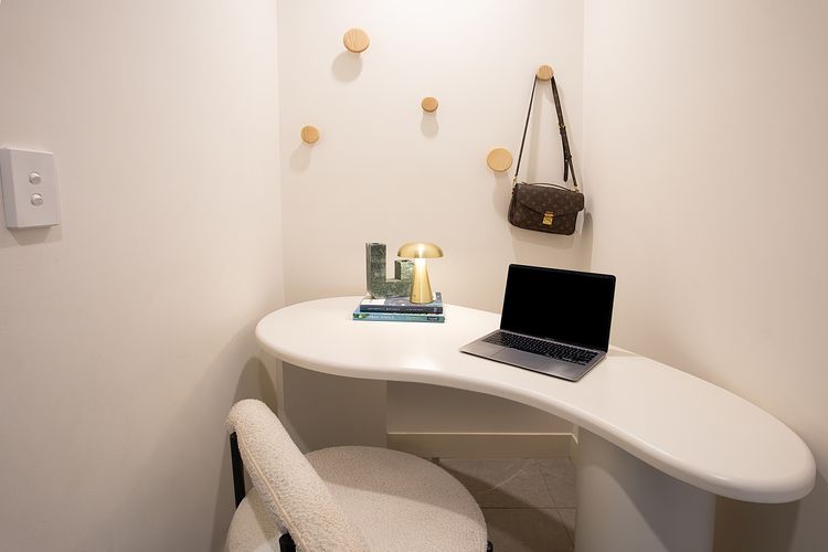 Riverside Parramatta I90