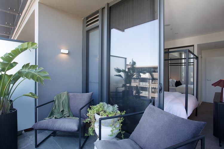 Riverside Parramatta I90