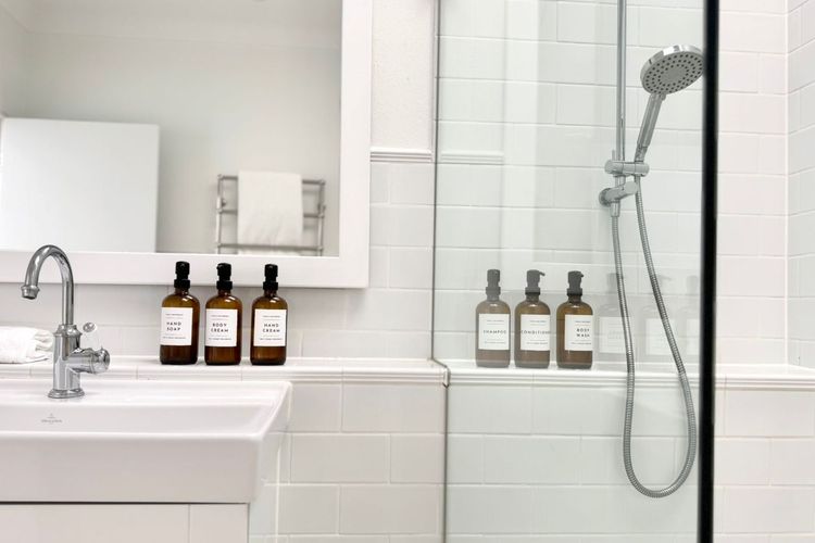 Bronte Bayview, Bronte LH LUXE