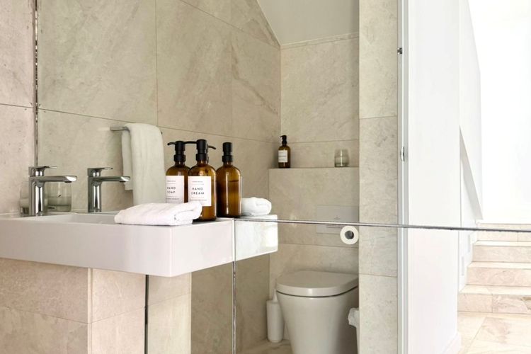 Bronte Bayview, Bronte LH LUXE