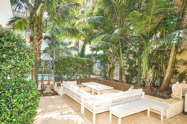 Bondi Hideaway I90