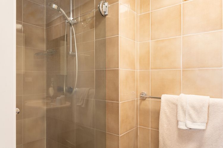 Eastside Calm, Bellevue Hill ISYD