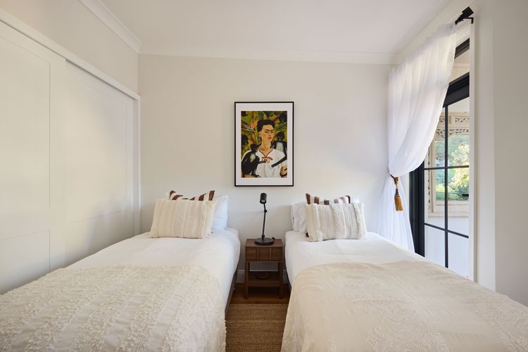Casa Bonita, Bondi ISYD