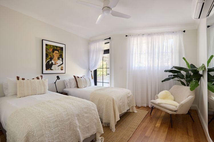Casa Bonita, Bondi ISYD