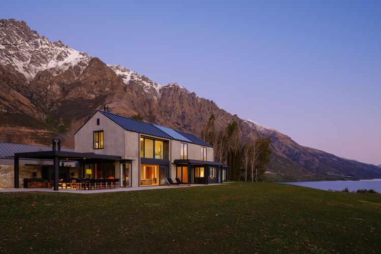 The Lakefront Estate