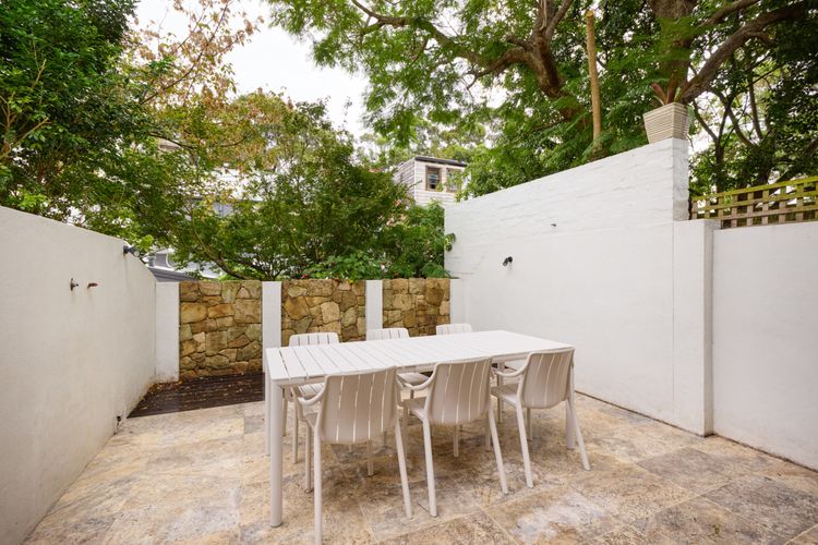 Little Mount, Pyrmont ISYD