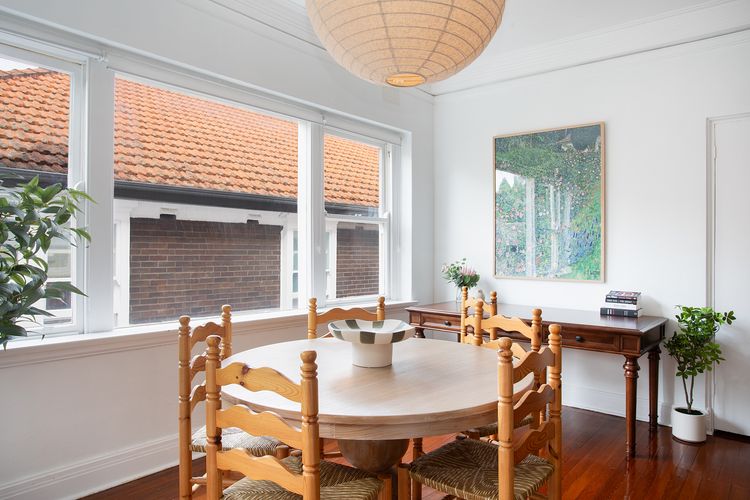 The Winchester, Edgecliff ISYD