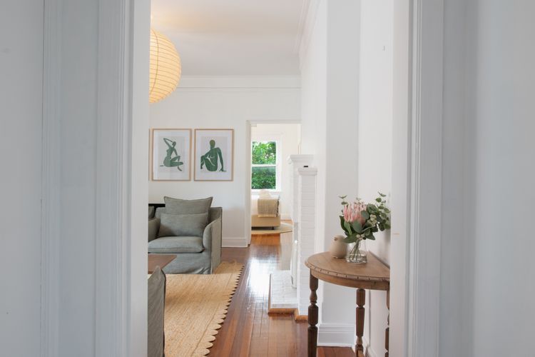 The Winchester, Edgecliff ISYD