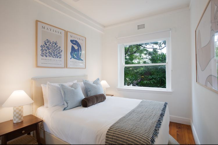 The Winchester, Edgecliff ISYD