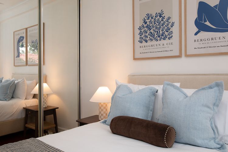 The Winchester, Edgecliff ISYD