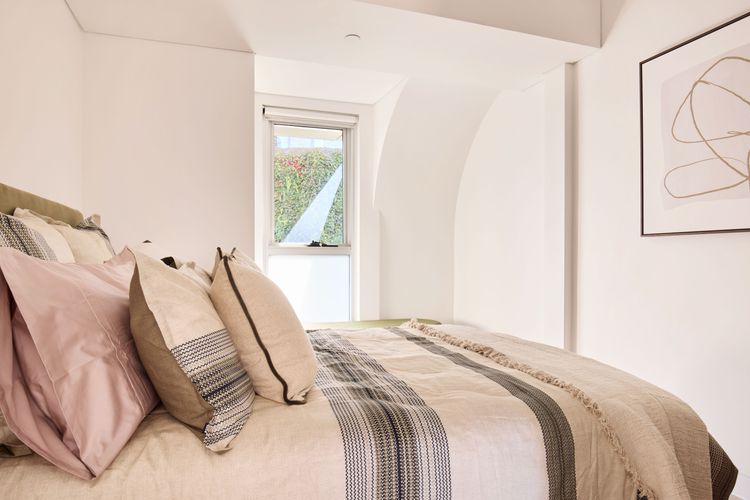 The Crestview, Neutral Bay ISYD