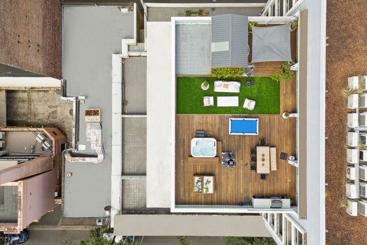 Skyline Retreat, Chippendale ISYD