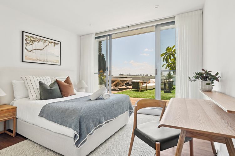 Skyline Retreat, Chippendale ISYD