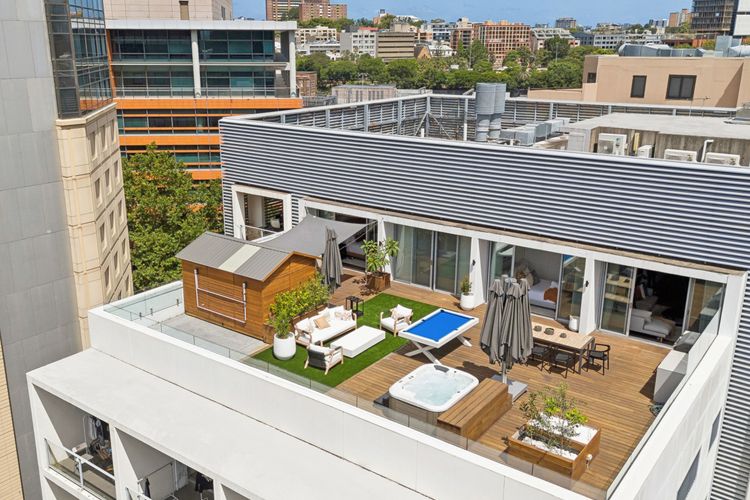 Skyline Retreat, Chippendale ISYD