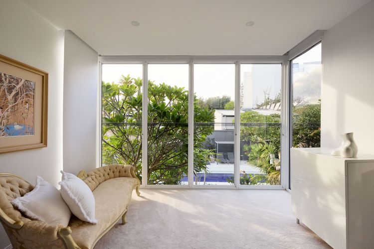 Palm Bliss, Double Bay