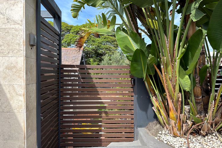 Wylie’s House Coogee I90