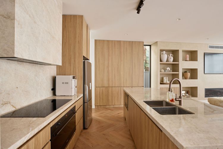 Meadow House, Chifley IH