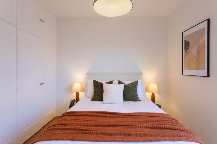 Harbour Crest, Kirribilli ISYD