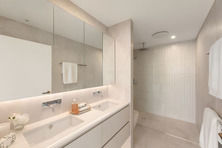Marina Prestige, Hope Island IQLD