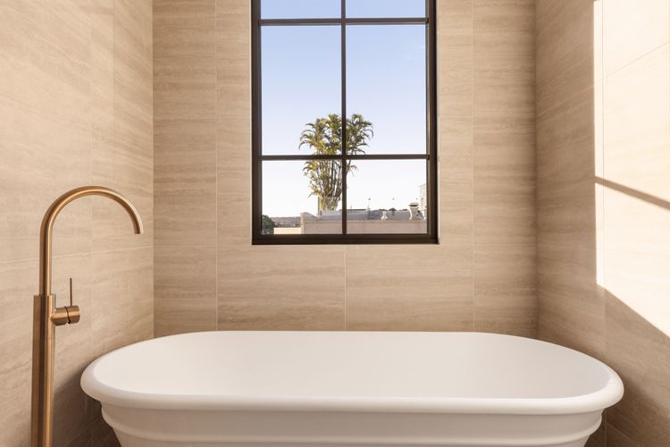 Villa Aurelia, Rose Bay LH LUXE