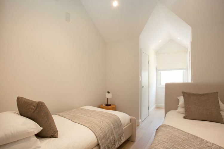 Wharf House Woolloomooloo ISYD