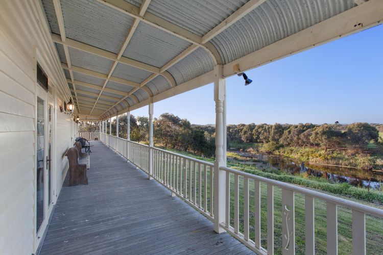 Hopkins River Homestead