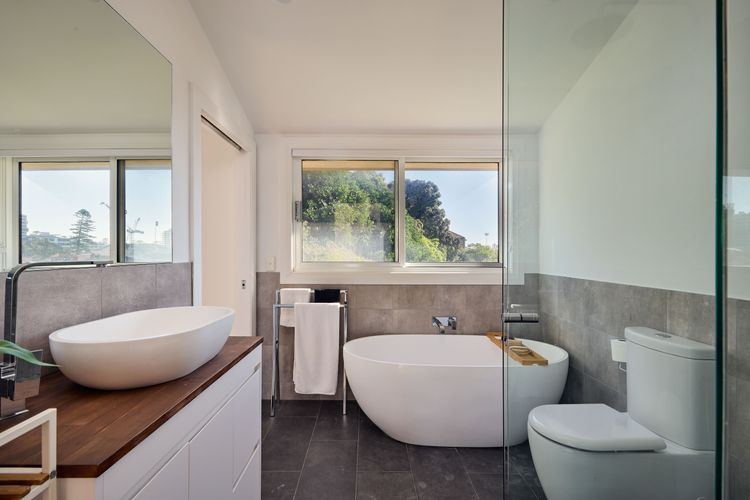 Claire Cove, Manly ISYD