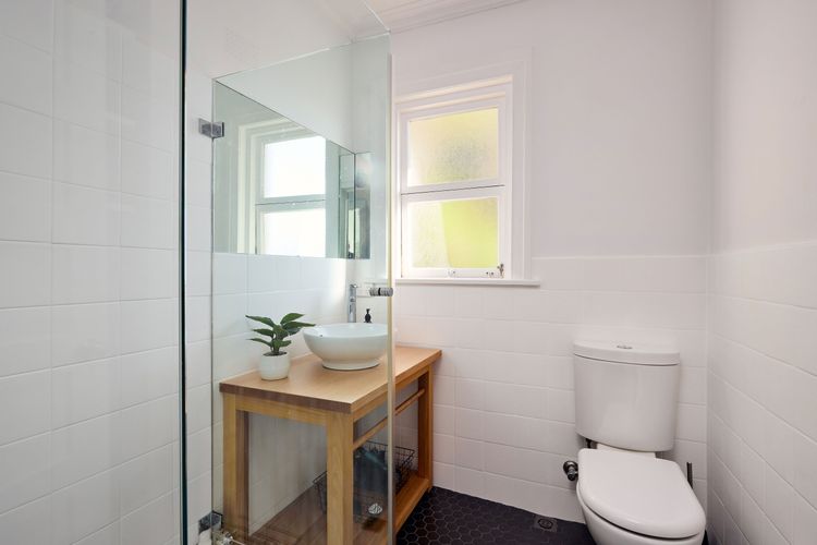 Claire Cove, Manly ISYD