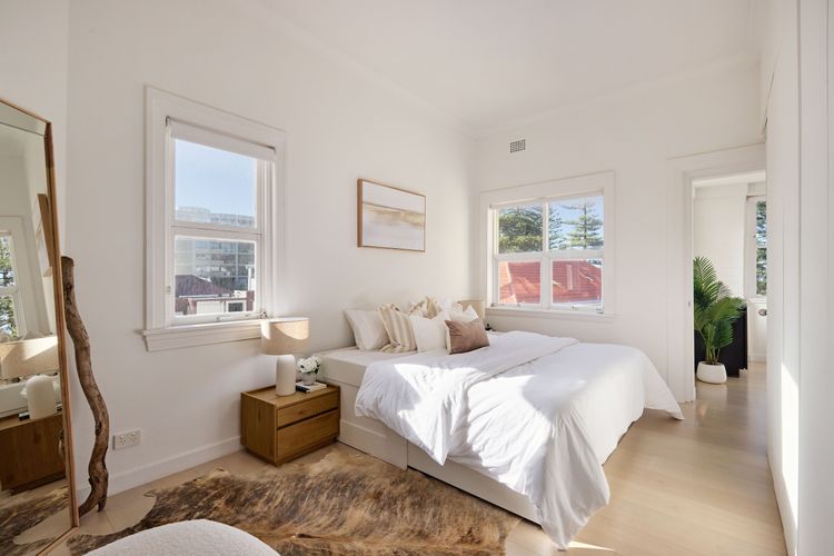 Claire Cove, Manly ISYD