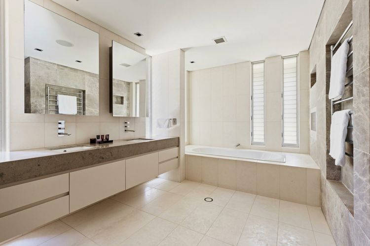 Vaucluse Palms ISYD