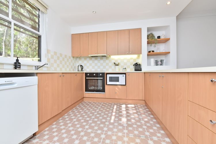 Villa 3br Bella Vista Villa located within Cypress Lakes Resort